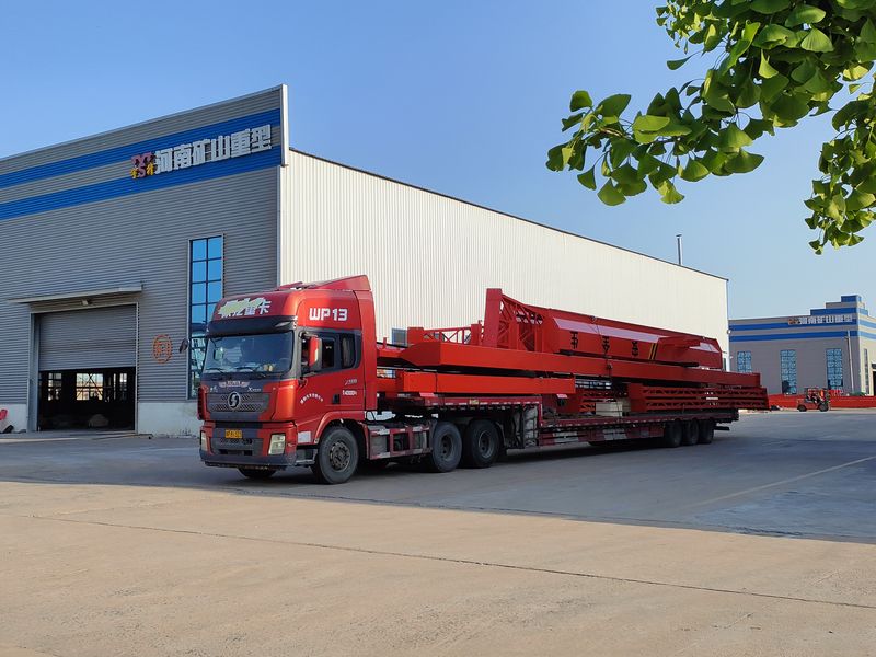 電動葫蘆門式起重機 2臺 MHxh10t—25m 外懸5/5m MHxh5t—23m 外懸4.5/4.5m 制作完成，發(fā)往青海交付客戶使用